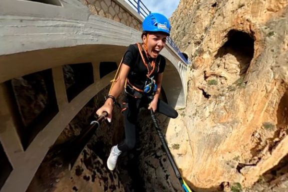 Inicio de un salto de puenting en Mascarat desde el viaducto.