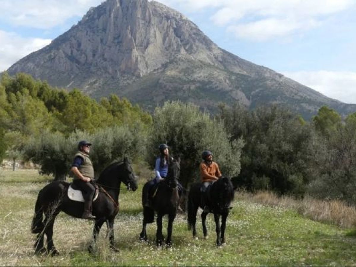 Ruta a caballo por el entorno natural de la Marina Alta con Alicante Aventura